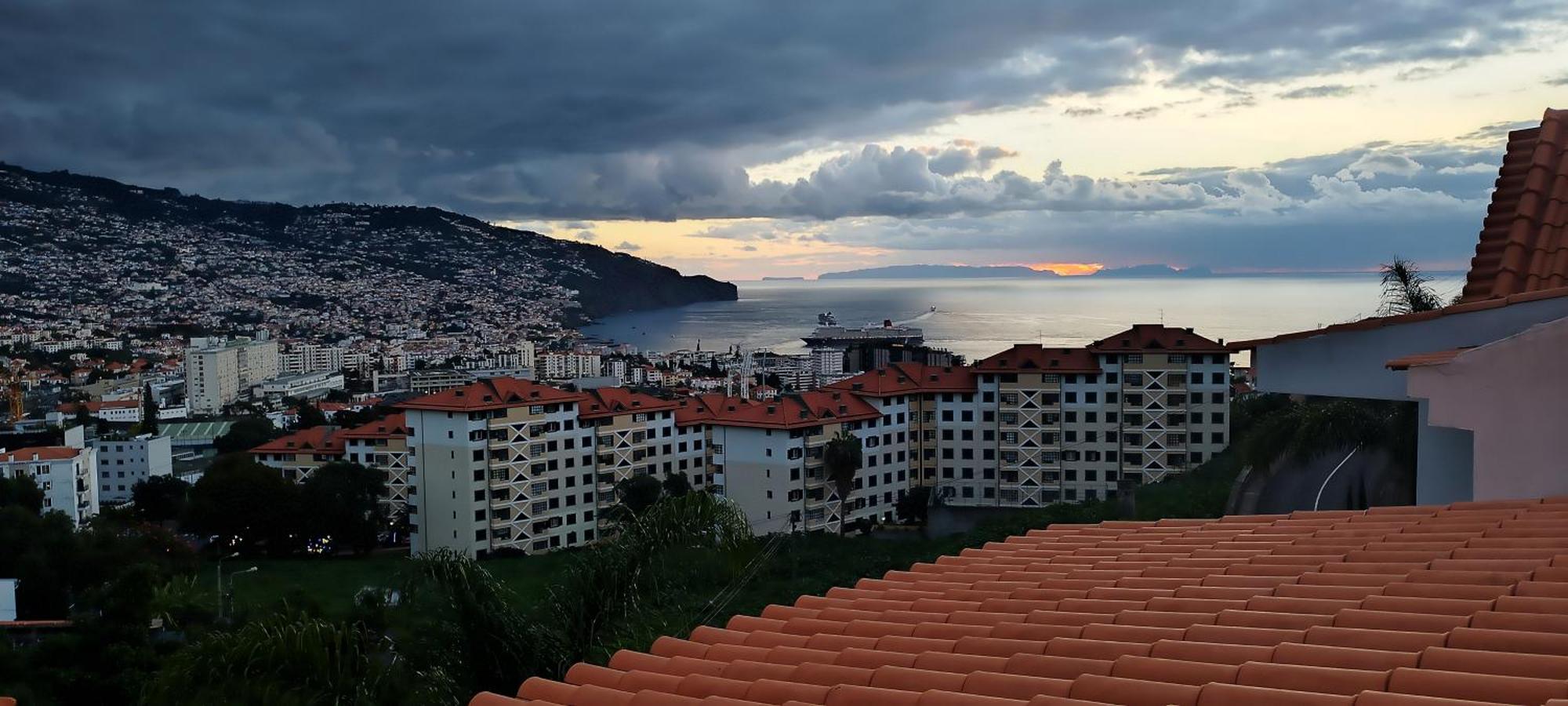 Colinas Do Sol Apartment Funchal  Exterior photo